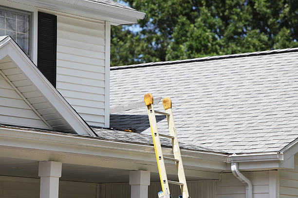 Siding Removal and Disposal in Saukville, WI